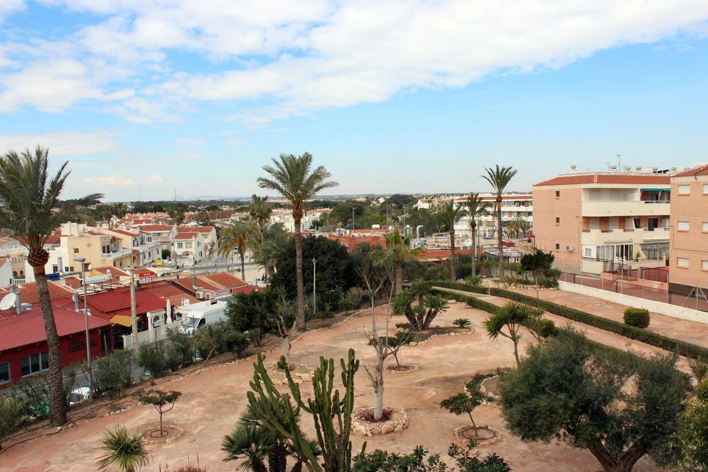 Apartamento Quesada Pilar de la Horadada Exterior foto